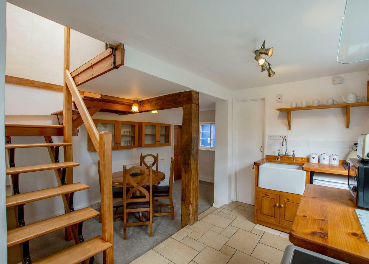 Appartamento 60 And A Half Bailgate Lincoln Esterno foto